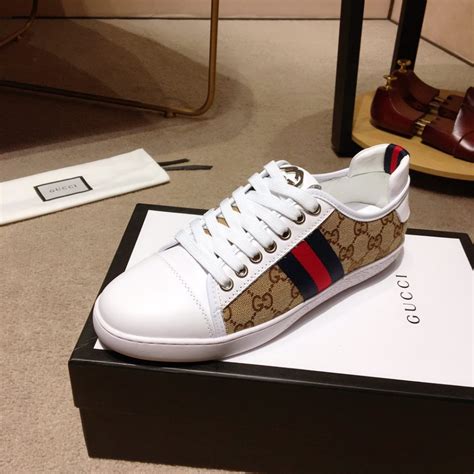 Scarpe classiche da uomo Gucci 